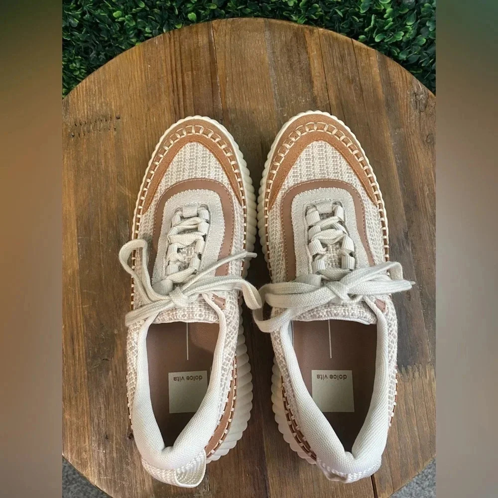 New Dolce Vita Dolen Sneaker in Sandstone - Size 6.5 - Picture 7 of 9